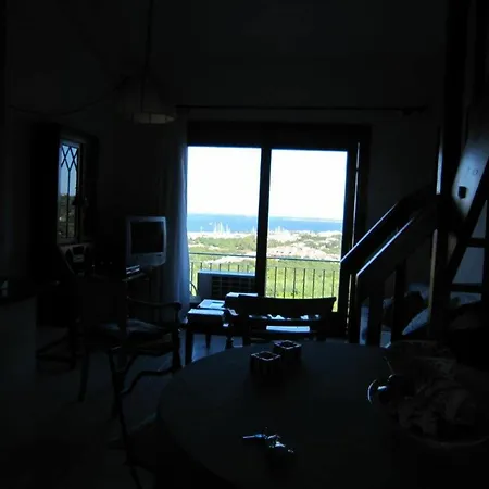 With 2 Bedrooms In Porto Rotondo, With Wonderful Sea View - Olbia